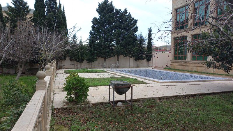 Novxanida deniz menzereli bag evi almaq