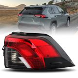 Toyota RAV4 2021 stop işığı — Spare Parts & Accessories