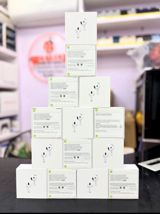 Apple AirPods 4 with ANC Active Noise Cancellation — Elektronika
