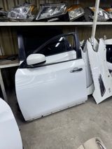 Nissan Pathfinder baqaj və qapısı — Авто