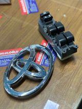 Toyota şüşəqaldıran düymələri — Cars