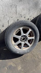 Nissan təkərləri — Otomobil