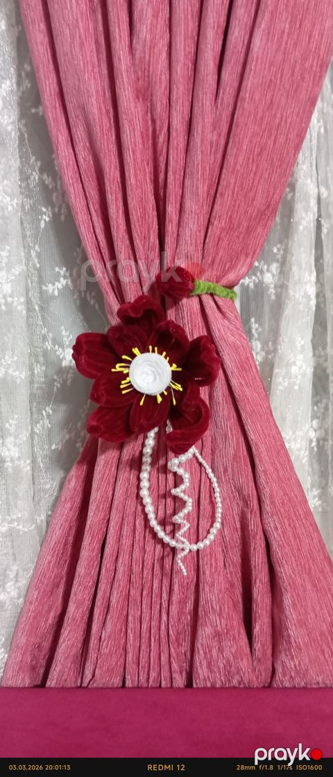Solmayan çiçəklər. Pərdə dəkoru — Bakı