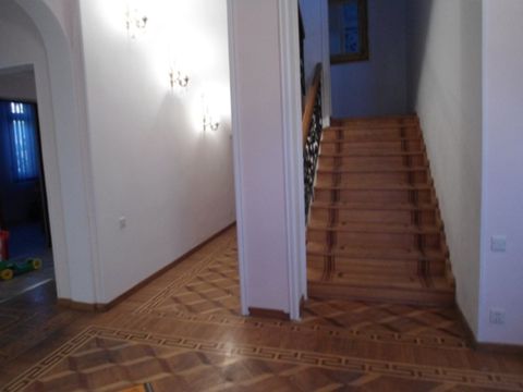 merdekan həyət evi