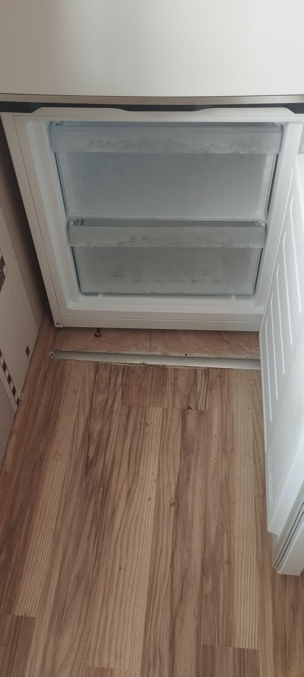 Beko ikiqapılı soyuducu - Rəng: ağ - Üst hissə – soyuducu bölmə, alt — Soyuducular, Sumqayıt (3)