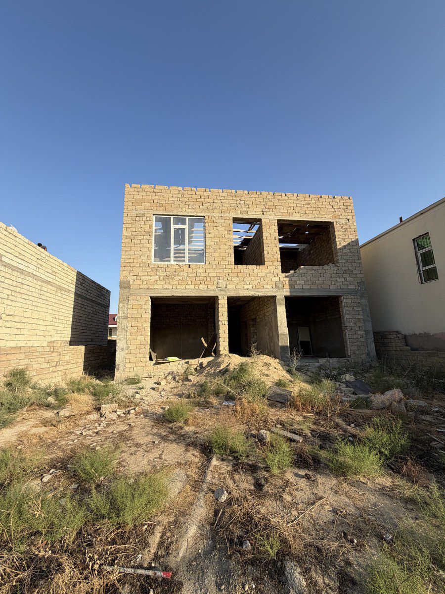 Satılır 5 otaqlı həyət evi/bağ evi 240 m² — Ev, villa, Bakı (4)