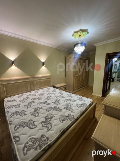 İcarəyə verilir 2 otaqlı köhnə tikili 60 m²