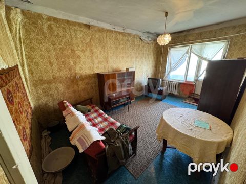 Satılır 2 otaqlı köhnə tikili 65 m²