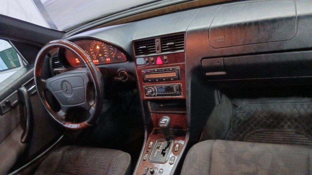 Mercedes C 240, 2.4 L, 1997 il, 373 534 km — Avtomobillər, Bakı (4)