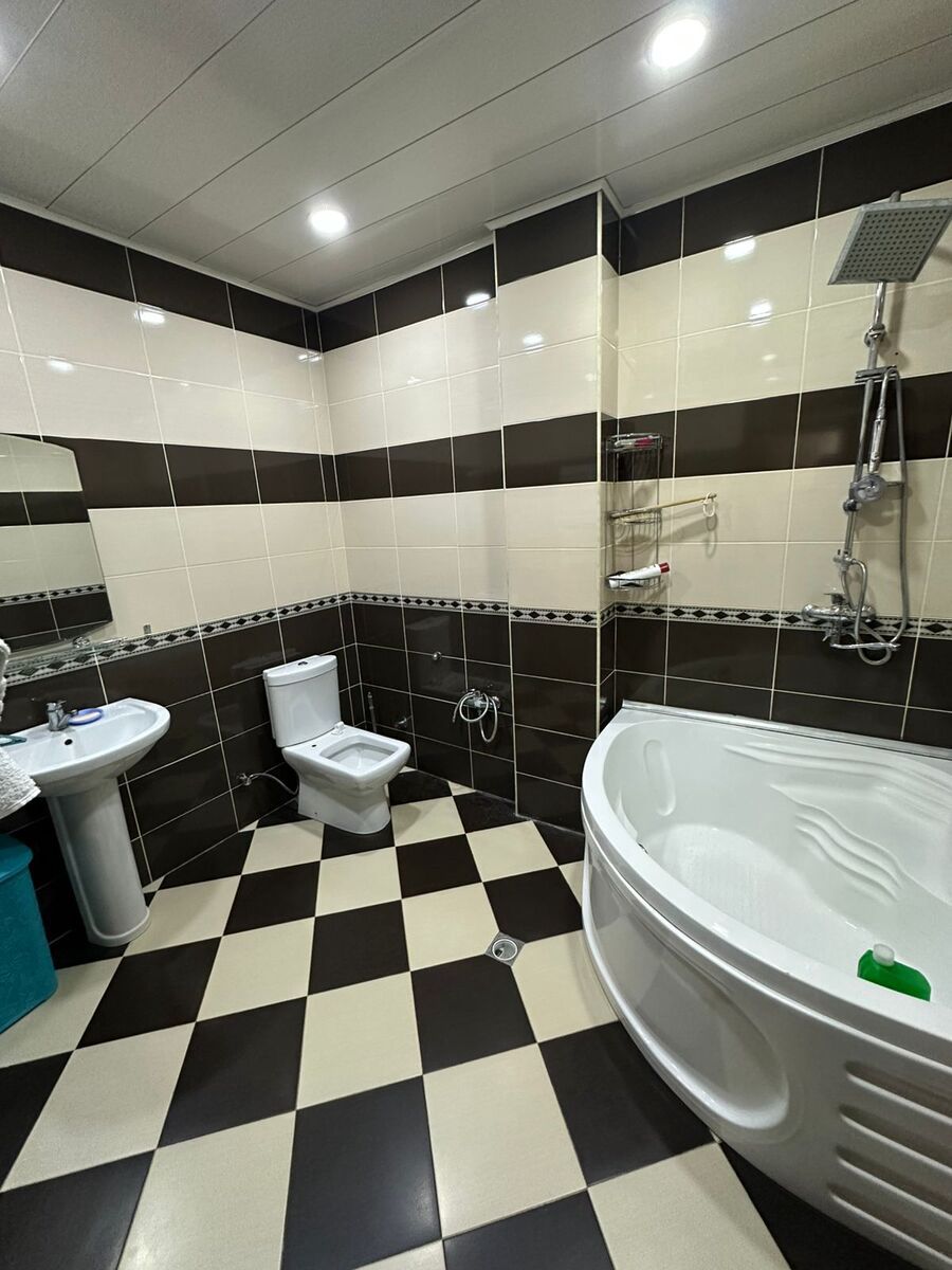 İcarəyə verilir 3 otaqlı yeni tikili 110 m² — Mənzil, Bakı (11)