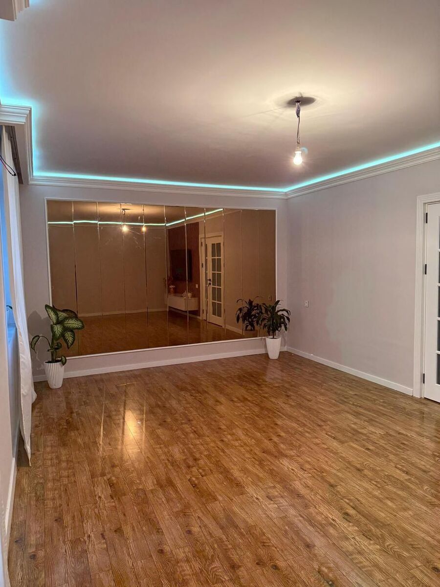 Satılır 5 otaqlı köhnə tikili 127 m² — Mənzil, Bakı (2)