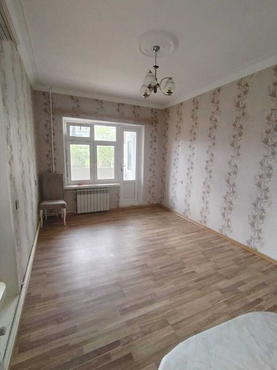 Satılır 2 otaqlı köhnə tikili 40 m² — Mənzil, Bakı (2)