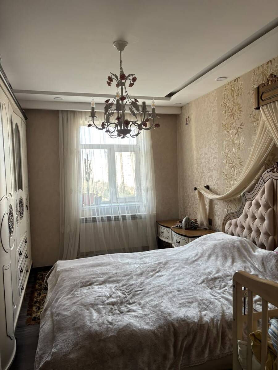 Satılır 2 otaqlı köhnə tikili 61 m² — Mənzil, Bakı (2)