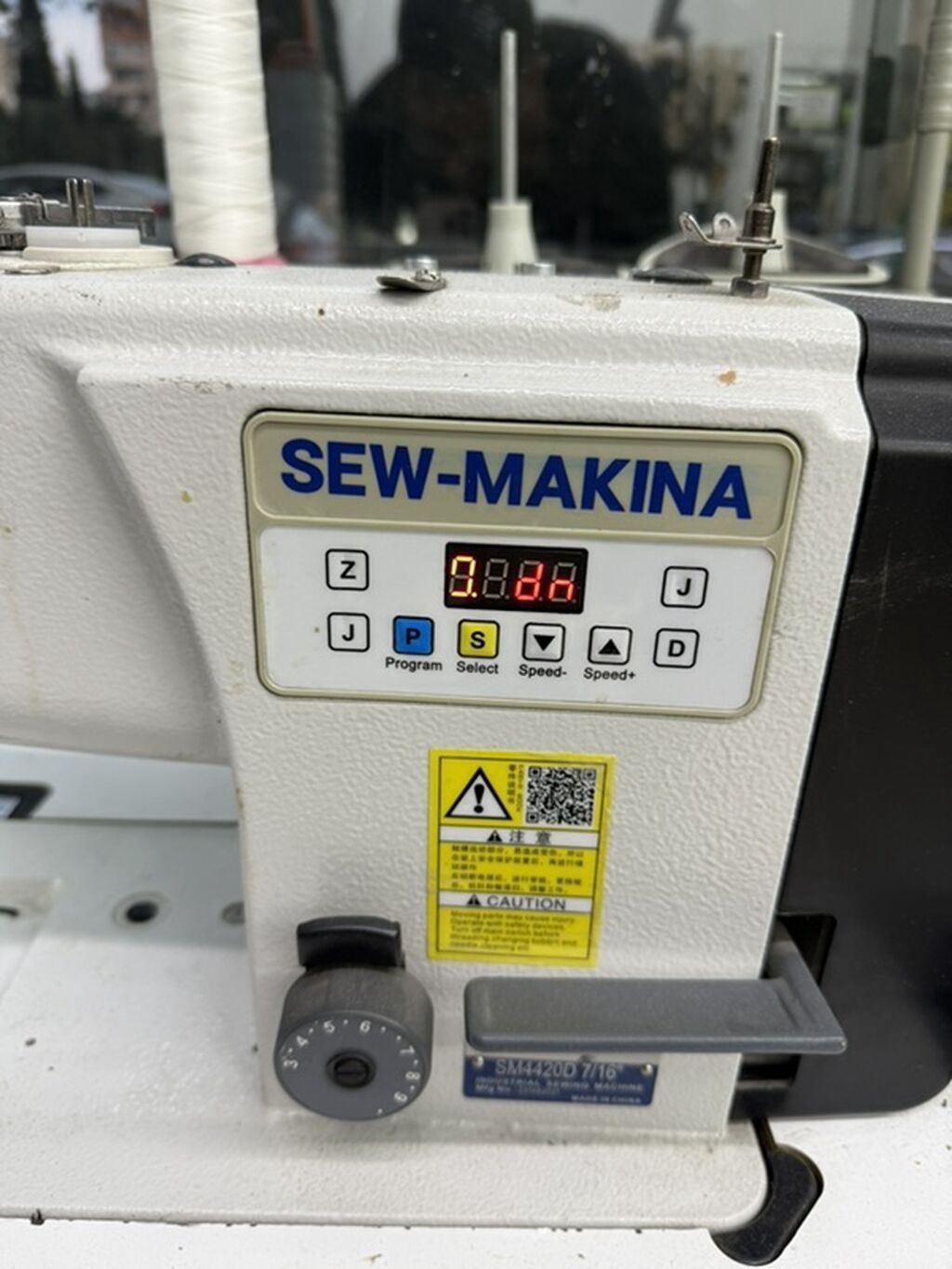 Qosa tikis masini satilir . Vezyeti yaxwidi tikisi goz onunde isteyen — Elektronika, Bakı (4)