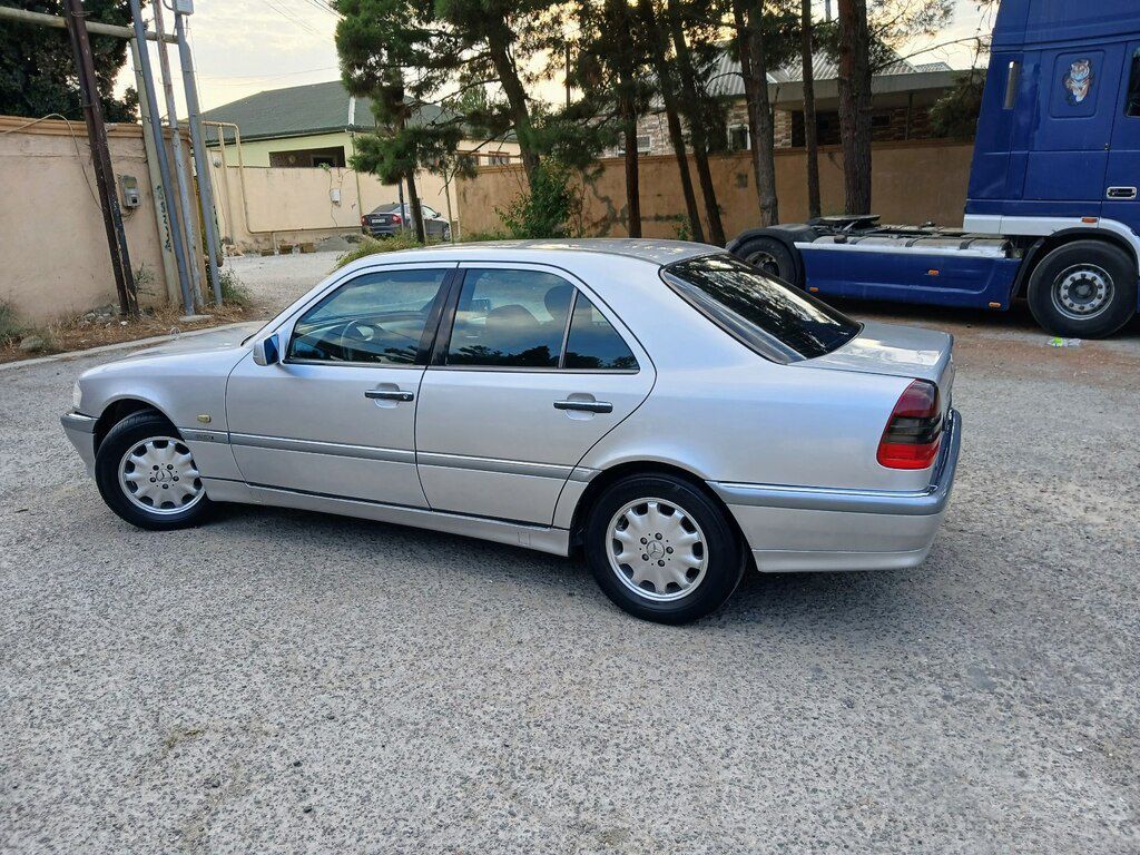 Mercedes C 240, 2.4 L, 1999 il, 281 000 km — Avtomobillər, Bakı (9)