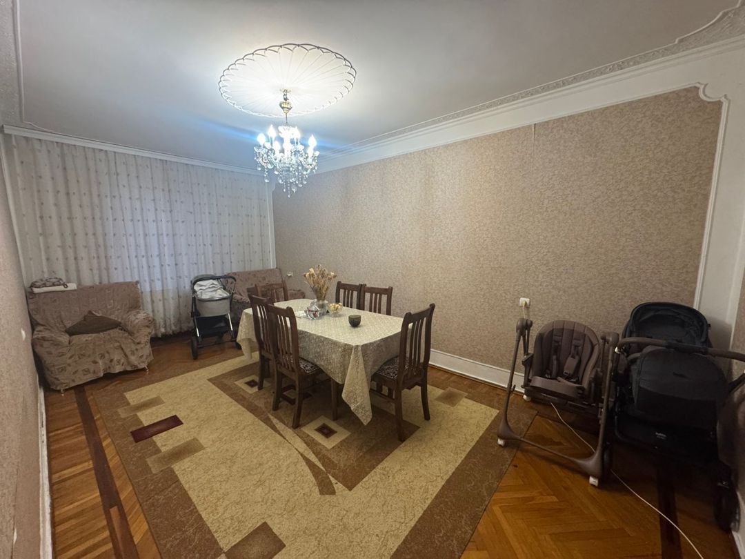 Satılır 4 otaqlı köhnə tikili 100 m² — Mənzil, Bakı (2)