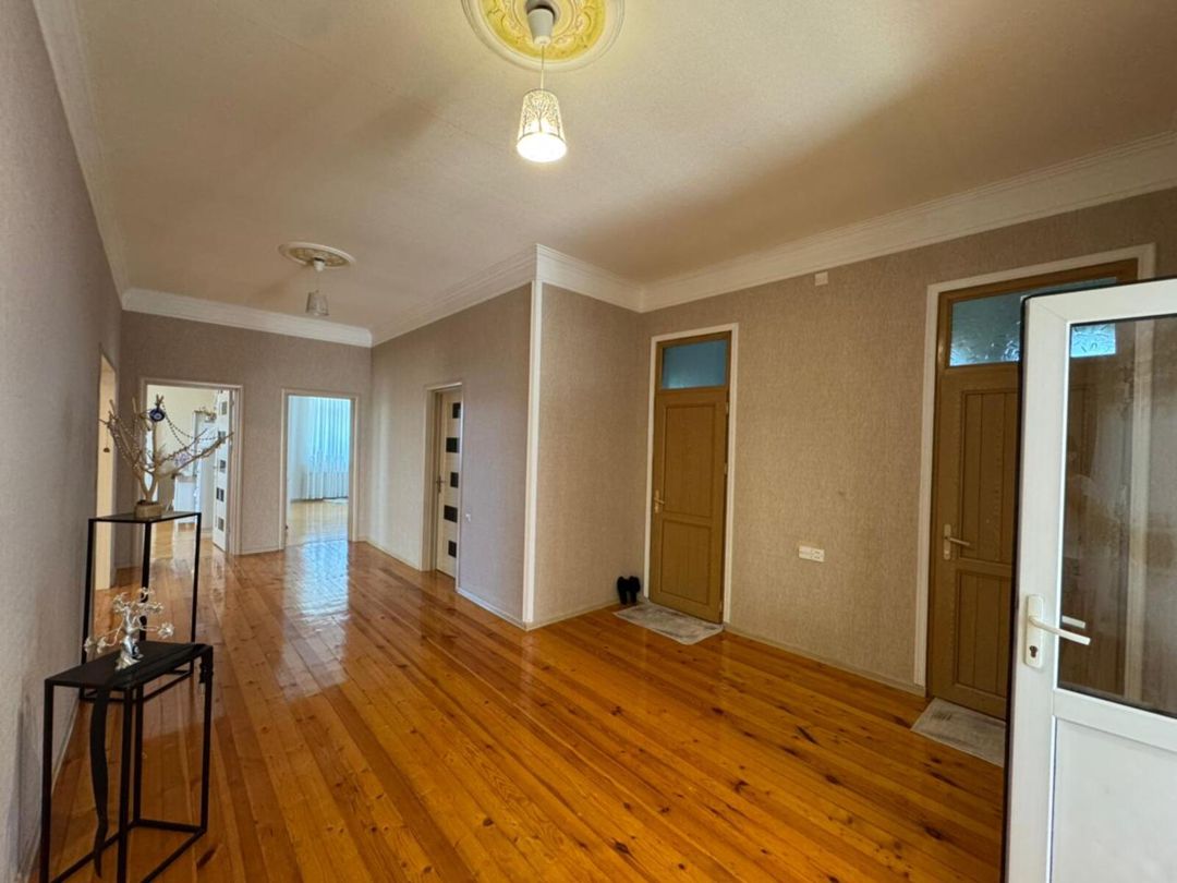 Satılır 4 otaqlı həyət evi/bağ evi 180 m² — Ev, villa, Bakı (10)