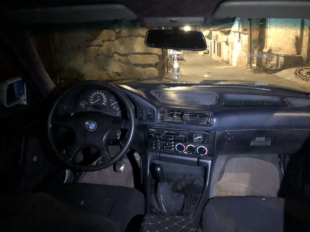 BMW 520, 2.0 L, 1991 il, 250 000 km — Avtomobillər, Bakı (2)