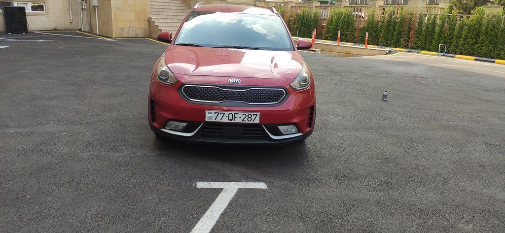 Kia Niro, 1.6 L, 1.56 kWh, 2017 il, 200 211 km — Avtomobillər, Bakı