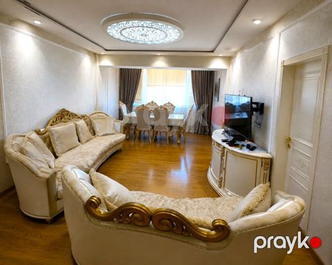 Satılır 3 otaqlı köhnə tikili 85 m²