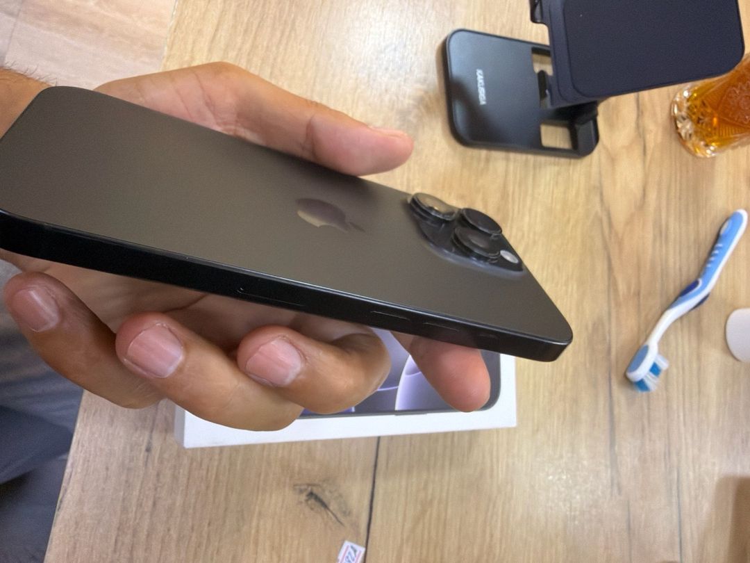 Apple iPhone 16 Pro Black Titanium 128GB/8GB — Smartfonlar, Bakı (4)