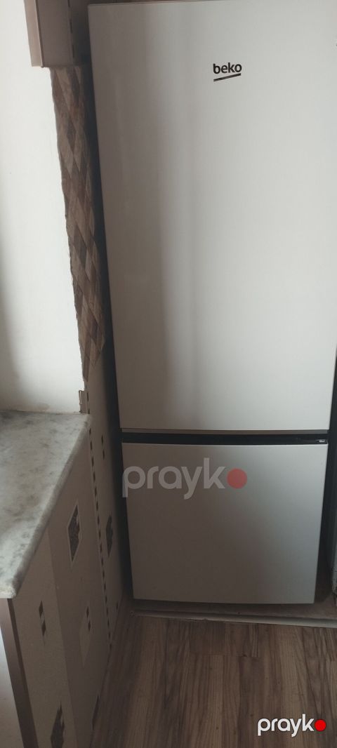 Beko ikiqapılı soyuducu - Rəng: ağ - Üst hissə – soyuducu bölmə, alt