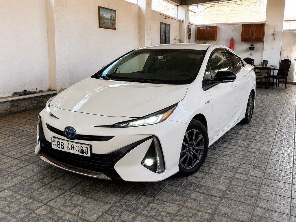 Toyota Prius Prime, 1.8 L, 8.8 kWh, 2018 il, 98 000 km — Avtomobillər, Quba (7)