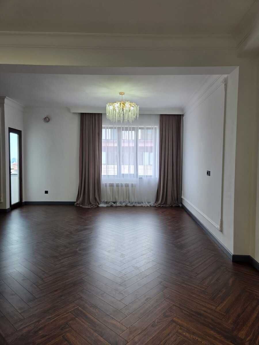 Satılır 3 otaqlı yeni tikili 142 m² — Mənzil, Bakı
