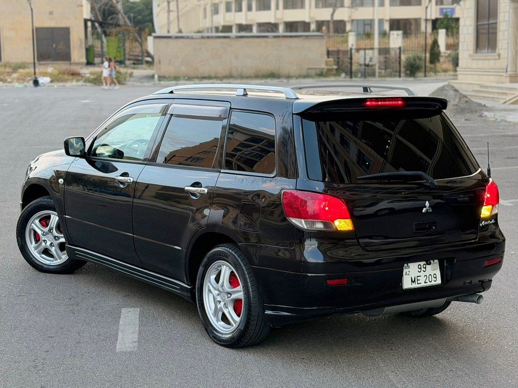 Mitsubishi Airtrek, 2.0 L, 2003 il, 320 000 km — Avtomobillər, Bakı (6)