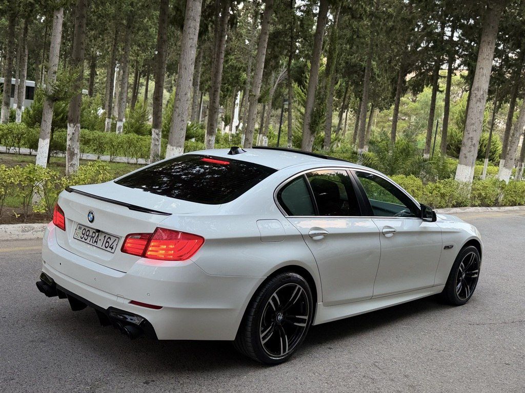 BMW 528, 3.0 L, 2011 il, 270 000 km — Avtomobillər, Sumqayıt (9)