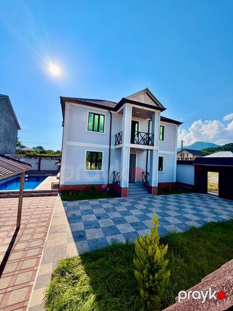 İcarəyə verilir 5 otaqlı həyət evi/bağ evi 200 m²