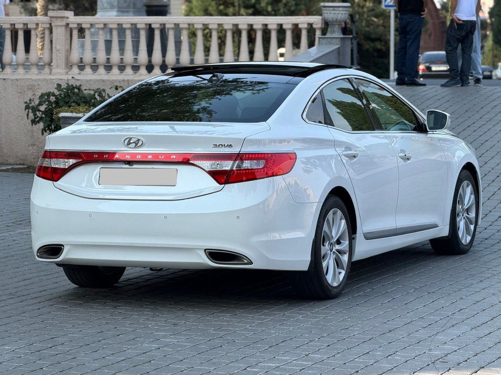 Hyundai Grandeur, 3.0 L, 2014 il, 189 000 km — Avtomobillər, Gəncə (9)