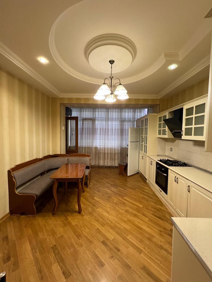 Satılır 4 otaqlı yeni tikili 165 m² — Mənzil, Bakı (11)