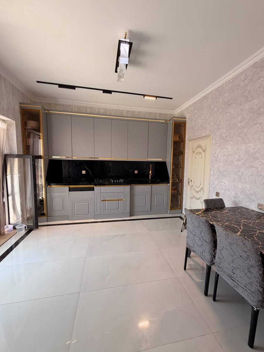 Satılır 5 otaqlı həyət evi/bağ evi 200 m² — Ev, villa, Bakı (6)