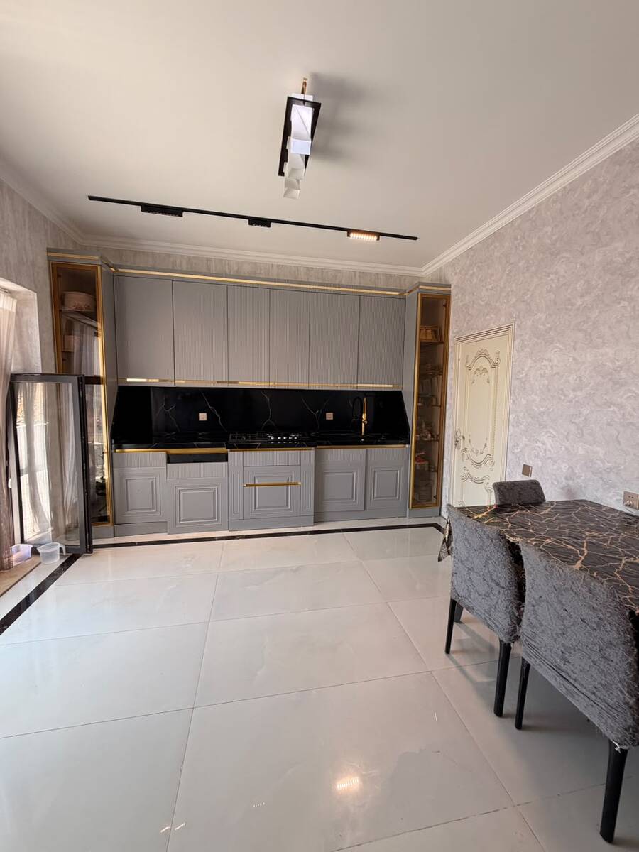 Satılır 5 otaqlı həyət evi/bağ evi 200 m² — Ev, villa, Bakı (6)