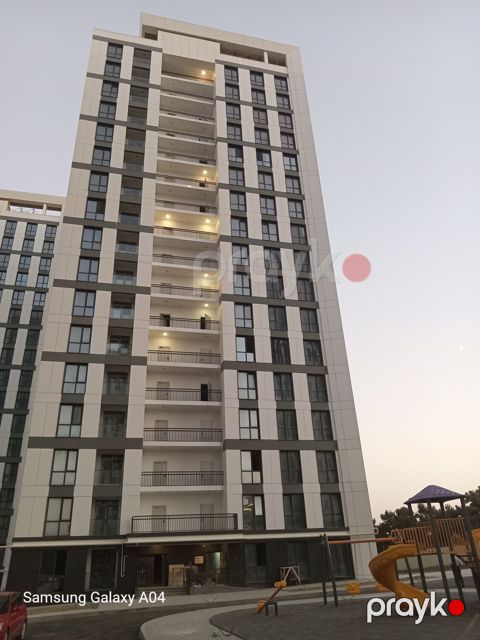 Satılır 2 otaqlı yeni tikili 55 m²