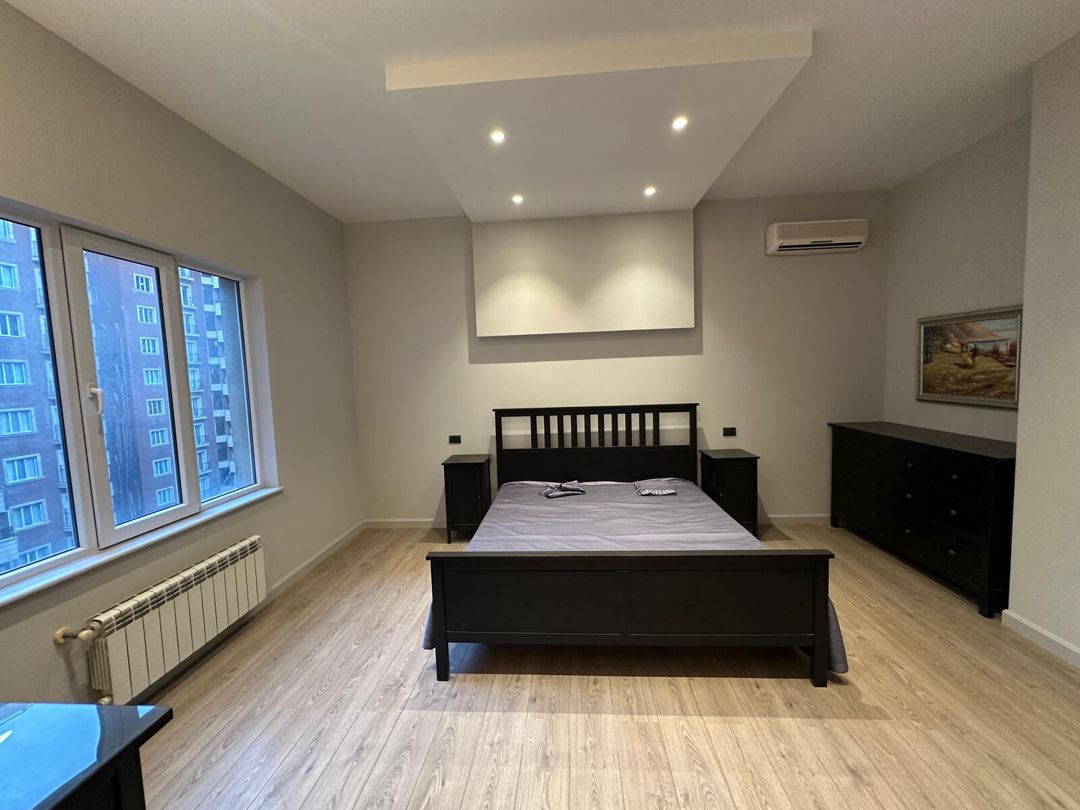 Satılır 4 otaqlı yeni tikili 250 m² — Mənzil, Bakı (10)