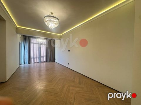 Satılır 2 otaqlı yeni tikili 68 m²