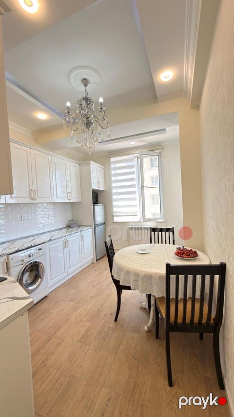 Satılır 2 otaqlı yeni tikili 86 m²