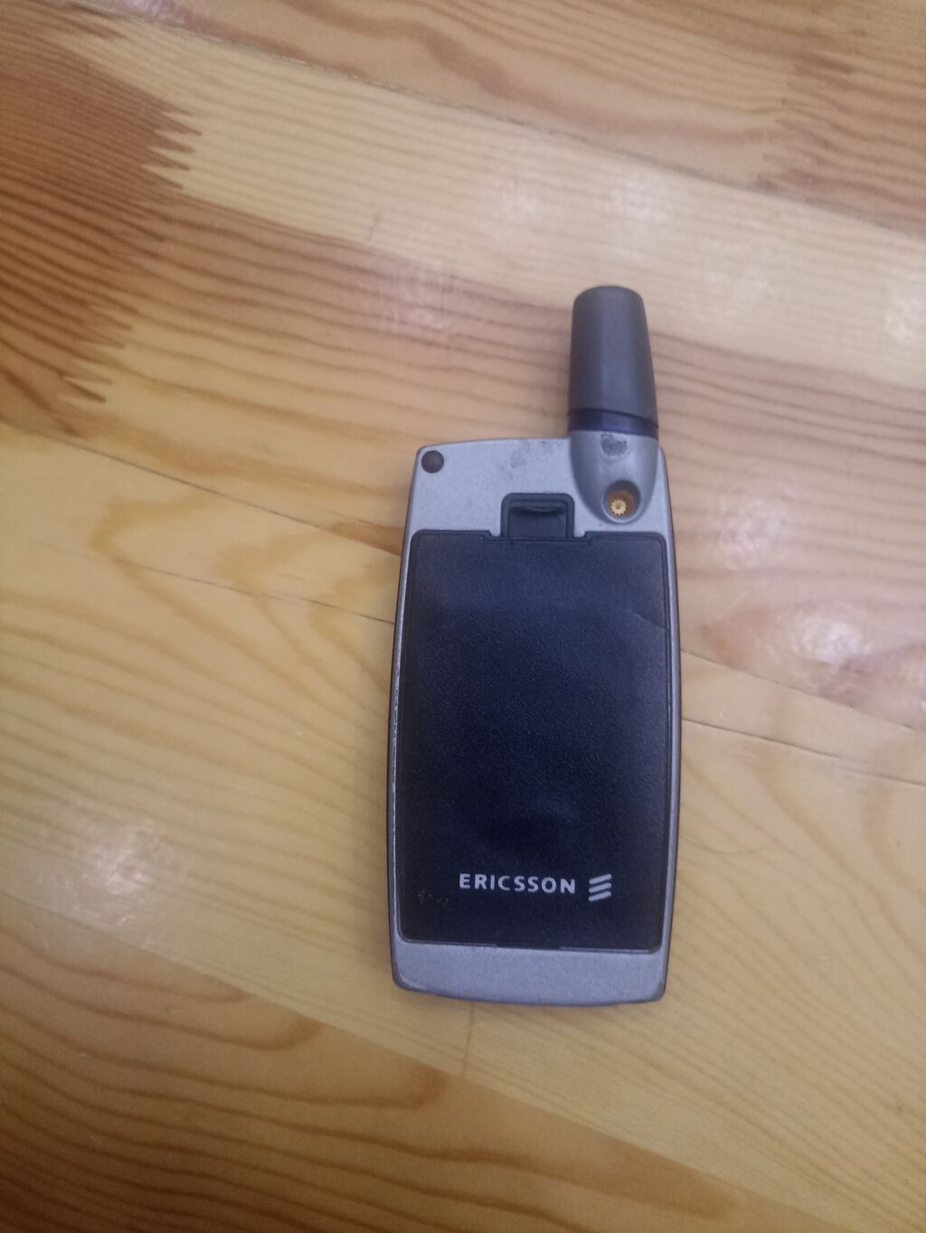 Ericsson T28sc – klassik “flip” mobil telefon Xüsusiyyətlər: - Model — Elektronika, Bakı (4)