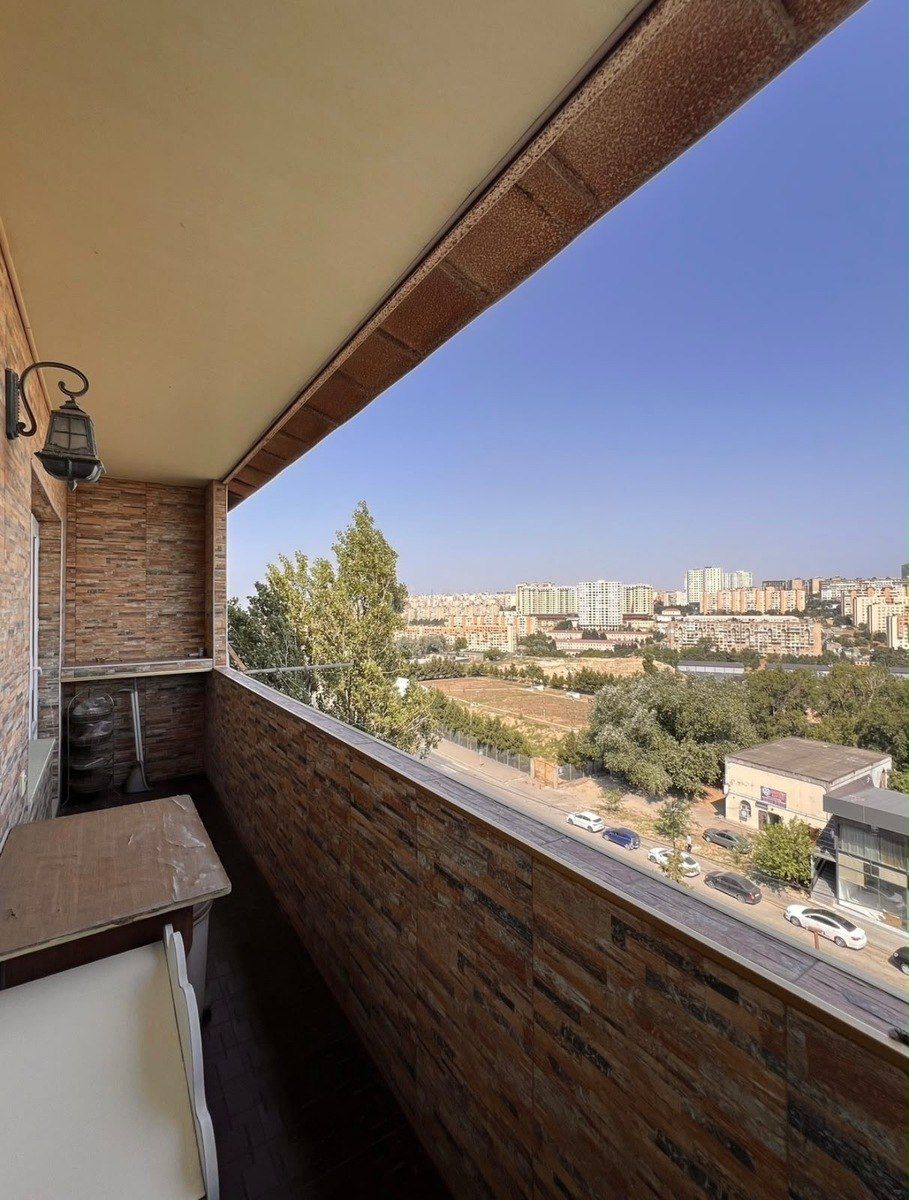 Satılır 4 otaqlı köhnə tikili 100 m² — Mənzil, Bakı (7)