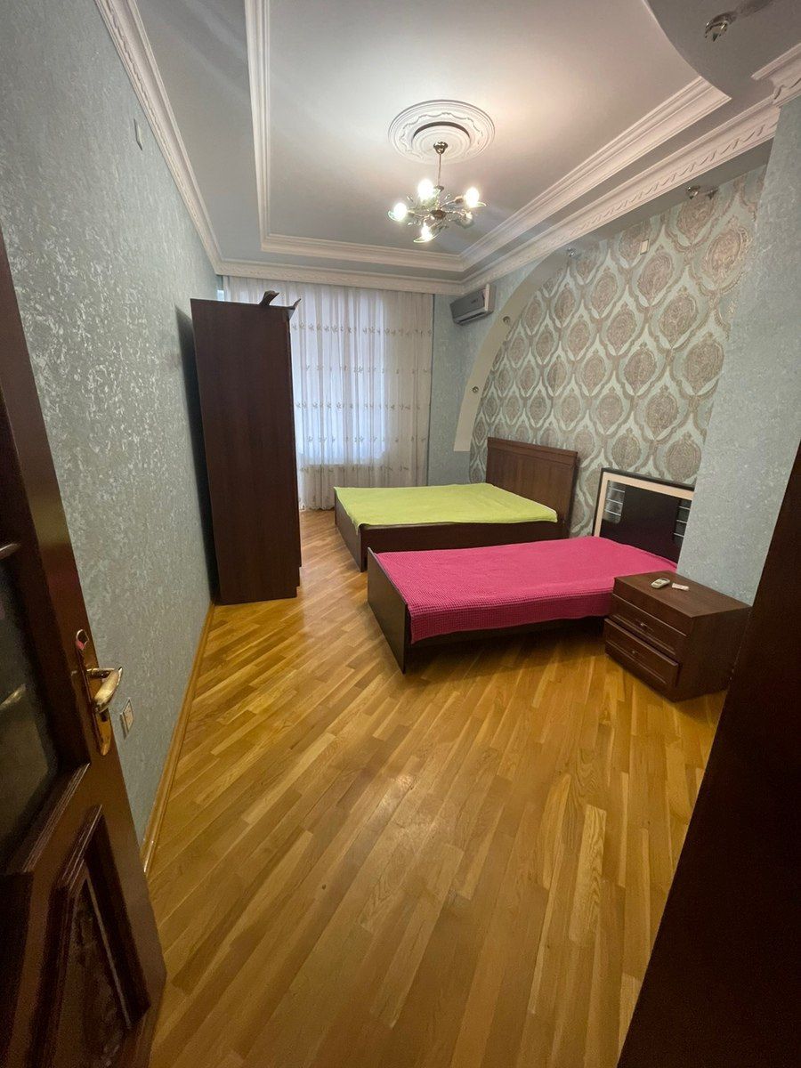 3-otaqlı yeni tikili kirayə verilir, Elmlər Akademiyası m., 125 m² — Mənzil, Bakı (9)