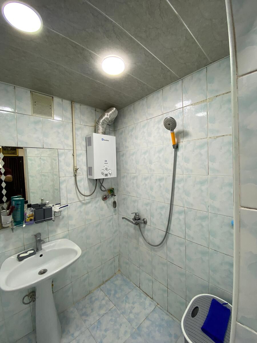 Satılır 2 otaqlı köhnə tikili 65 m² — Mənzil, Bakı (10)