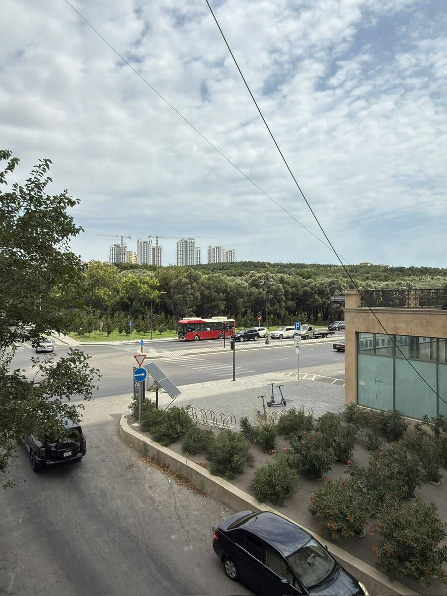 Satılır 3 otaqlı köhnə tikili 80 m² — Mənzil, Bakı