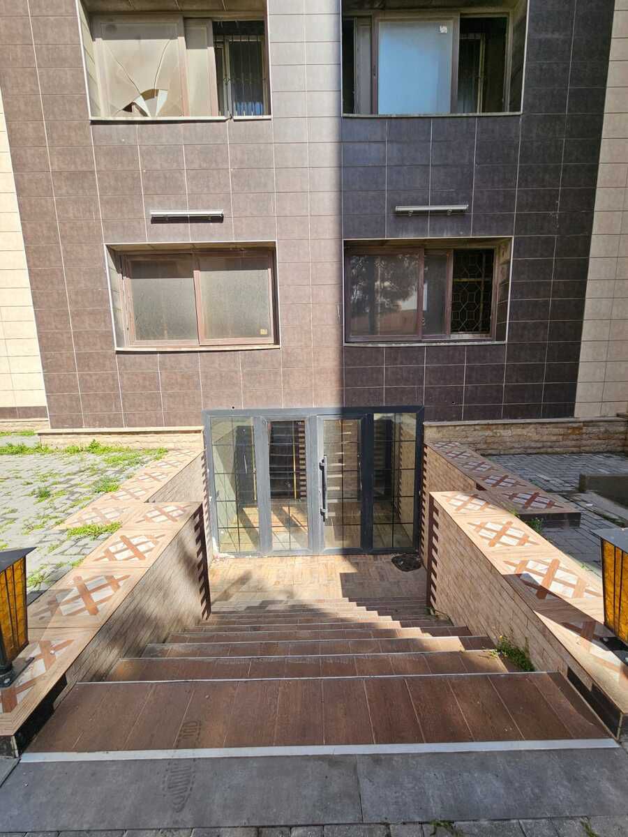Satılır obyekt 200 m² — Əmlak, Bakı (2)