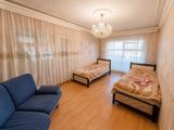 Satılır 2 otaqlı köhnə tikili 60 m² — Apartment