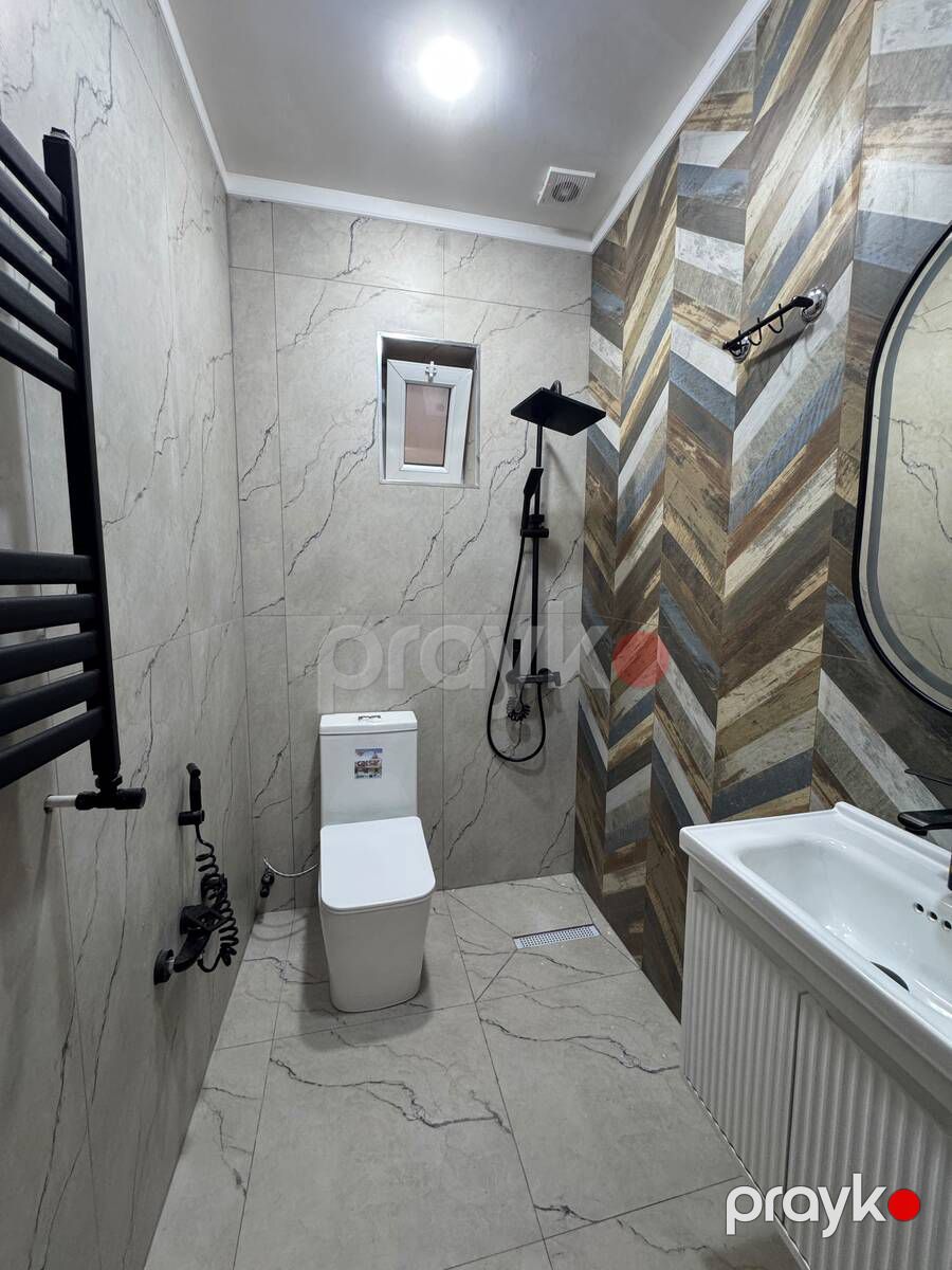 Satılır 4 otaqlı həyət evi/bağ evi 200 m² — Ev, villa, Bakı (7)
