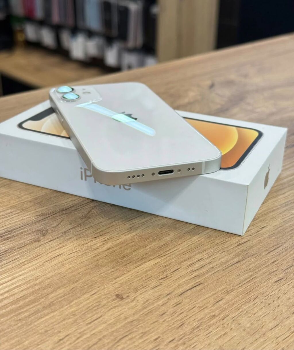 IPhone 12, 128 GB, Ağ, Zəmanət, Simsiz şarj, Face ID — Apple iPhone, Digah (4)