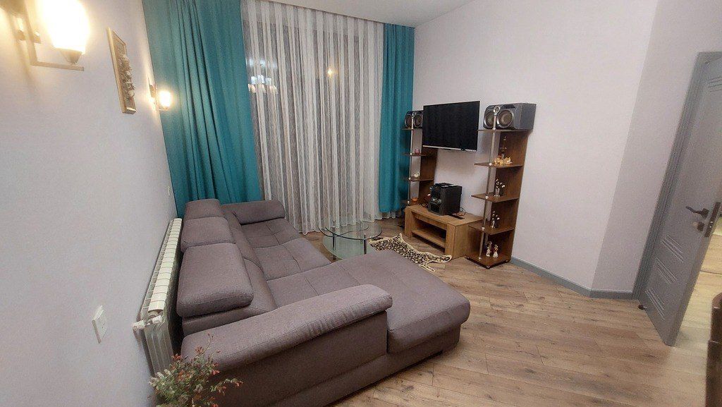 İcarəyə verilir 4 otaqlı həyət evi/bağ evi 250 m² — Ev, villa, Bakı (9)