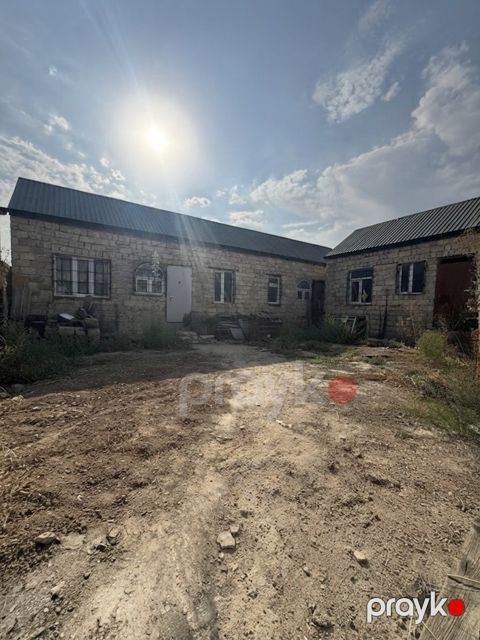 Satılır 2 otaqlı həyət evi/bağ evi 90 m²